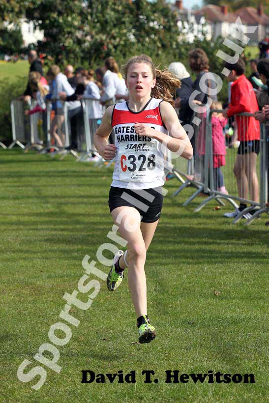 Kate Waugh bring Gateshead Harriers home in 2nd place in the Northern Cross Country Relay, Graves Park, Sheffield.
